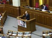 Яценюк о своей отставке: Я за кресло не держусь