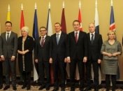 МИД 12 стран призвали к отмене виз Украине