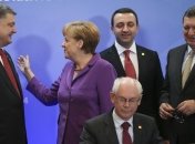 Порошенко обсудил с Меркель и Олландом ситуацию на Востоке Украины