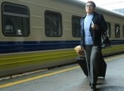 Перевод стрелок часов: "Укрзализныця" призывает учитывать время в билетах