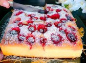 Манник виходить розсипчастим і в міру солодким