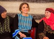 Стильный look королевы Иордании: национальные вышиванки 