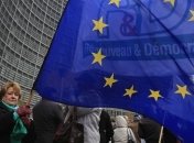 Доверие к Евросоюзу упало на очень низкий уровень 