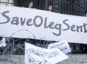 Российский режиссер в Венеции на кинофестивале поддержал Сенцова