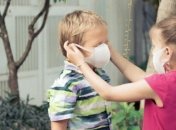 Лекарства нужны не всегда: врач рассказал, как лечить ребенка от коронавируса