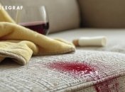 Пятна вина нужно очищать как можно скорее (изображение создано с помощью ИИ)