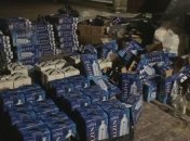 Изготавливали элитный алкоголь: В Одессе "накрыли" подпольный цех (Видео)