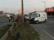 Убегая с места преступления, грабитель попал под колеса машины