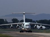 РФ отвела от границы с Украиной 4 эшелона и 15 самолетов с войсками