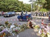 Уже идентифицировали примерно 100 тел погибших пассажиров "Боинга"