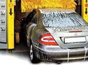 Работники столичной автомойки угнали "Мерседес" клиента