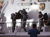 В Индонезии завершили поиски жертв разбившегося самолета Боинга-737