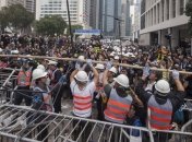 В Гонконге началась ликвидация лагеря демонстрантов