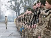 Деякі чоловіки мають змогу офіційно "відкосити" від служби в армії