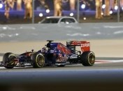 Пилоты Формулы-1 с закрытыми глазами "проехали" трассу (Видео)