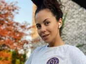 "Только я и природа": Настя Каменских засветила обнаженные ягодицы на природе