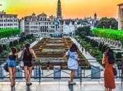 Модели поведения туристов в Европе, которые вызывают раздражение у местных жителей