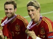 Торрес не доволен беспорядком в шкафчике Маты