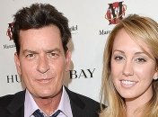 Чарли Шин подал в суд на порноактрису 