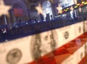 Бюджетный дефицит в США может сократиться почти в 2,5 раза