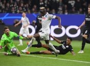 "Наполи" в большинстве победил "Айнтрахт" в Лиге чемпионов (видео)