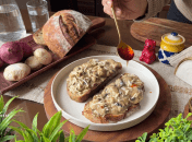 Горячие бутерброды с шампиньонами