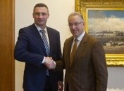 Кличко обсудил с мэром Роттердама референдум в Нидерландах