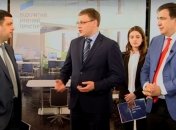 Гройсман намерен встретиться с олигархом Ахметовым