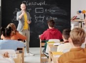 Поздравления для классного руководителя с последним звонком