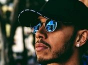 Льюис Хэмилтон всю жизнь ел бы блины и смотрел "Крутые виражи"