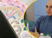 Какую зарплату получает Александр Сенкевич