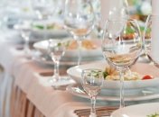 Почему в гостях нельзя мыть посуду?