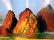 Необычный "марсианский" гейзер в американской  пустыне Блэк-Рок (Фото) 