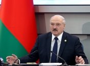 Лукашенко поднял вопрос о передаче власти своему сыну