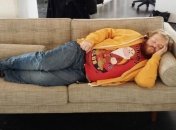 Смешная коллекция фото: вот что бывает, если спать на рабочем месте