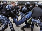 ЕС и США призывают Кремль освободить задержанных участников протеста