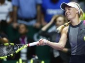 Возняцки разгромила Халеп на Итоговом турнире WTA