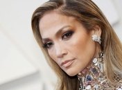 Готовит достойную замену: Дженнифер Лопес выступила на одной сцене с дочерю