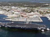 Инцидент на базе ВМС США: в СМИ появилось имя стрелка (Фото)
