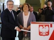 Коморовский и Туск проголосовали на выборах президента Польши