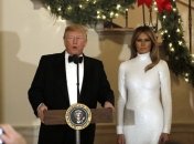 Мелания Трамп похвасталась стройной фигурой в обтягивающем платье