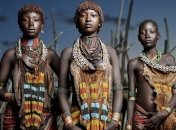 Привет из далеких миров: редкие снимки вымирающих племен (Фото) 