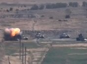 Азербайджан уничтожает армянские танки в Карабахе: опубликовано новое видео