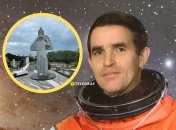 Леонід Каденюк спочиває на Байковому кладовищі в Києві