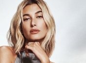 Хейли Бибер обнажила грудь для обложки Vogue India