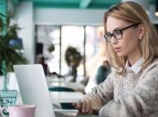 Вибери професію, яка допоможе тобі заробляти не виходячи з дому