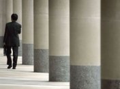  Статус лоббиста должен быть утвержден законодательно