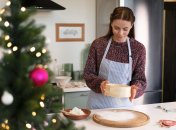 Девушка на кухне