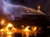 Правоохранители потушили горящие автобусы на Грушевского