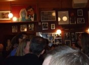 Неизвестные устроили драку в мексиканском баре